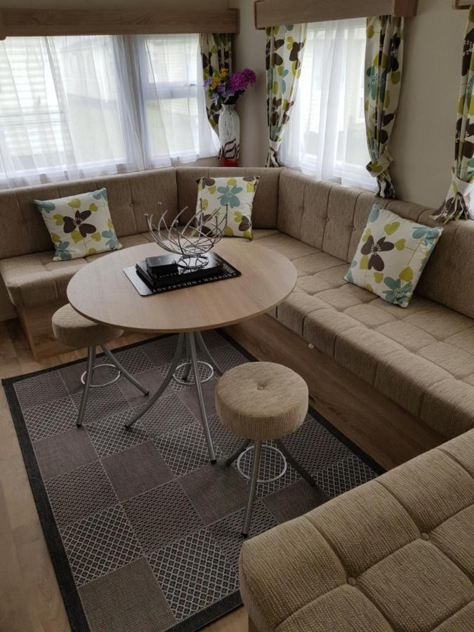 Delta Santana Apartment ลู ภายนอก รูปภาพ